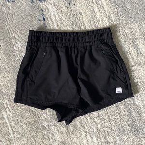 Vuori Dash Short